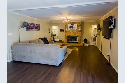 325 Clary Drive, Mesquite, TX 75149 - Photo 5