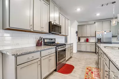 10421 Table Bluff Street, Aubrey, TX 76227 - Photo 5