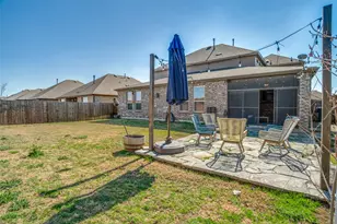 10421 Table Bluff St, Aubrey, TX 76227 - Photo 23