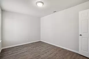 816 Bradley St, Fort Worth, TX 76103 - Photo 11