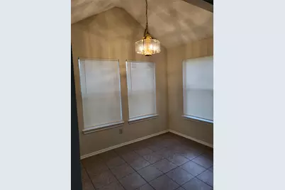 1905 Libby Lane, Grand Prairie, TX 75050 - Photo 5