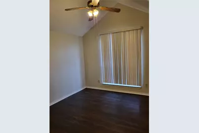 1905 Libby Lane, Grand Prairie, TX 75050 - Photo 9