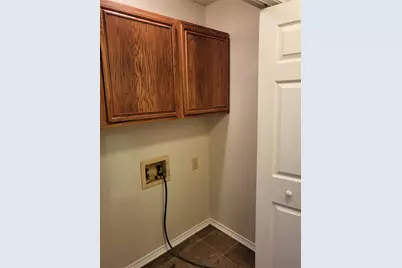 1905 Libby Lane, Grand Prairie, TX 75050 - Photo 15