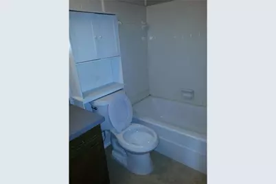 1724 W Sanford Street #D, Arlington, TX 76012 - Photo 11