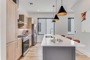 5609 Live Oak St, Dallas, TX 75206 - Photo 3