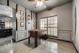 4547 Buckingham Dr, Grand Prairie, TX 75052 - Photo 5