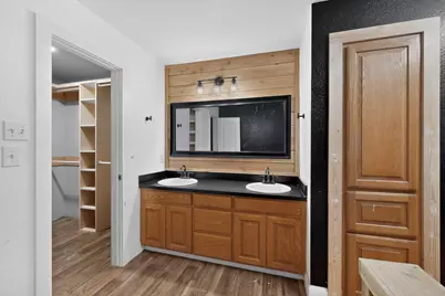 4600 Hunters Glen Court, Granbury, TX 76048 - Photo 21