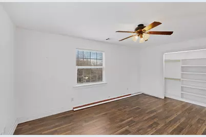 4600 Hunters Glen Court, Granbury, TX 76048 - Photo 19