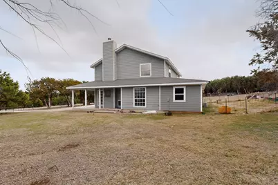 4600 Hunters Glen Court, Granbury, TX 76048 - Photo 5