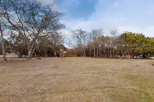4600 Hunters Glen Ct, Granbury, TX 76048 - Photo 39