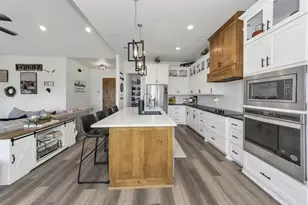 1040 Agnes N, Springtown, TX 76082 - Photo 13