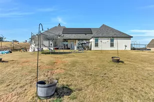 1040 Agnes N, Springtown, TX 76082 - Photo 33