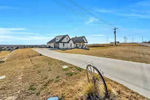 1040 Agnes N, Springtown, TX 76082 - Photo 39