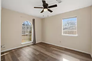 7017 Crabtree Ln, North Richland Hills, TX 76182 - Photo 25