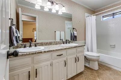 2313 Diamond Oaks Drive, Garland, TX 75044 - Photo 21