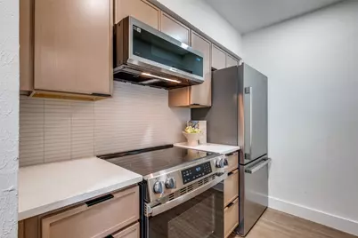 4020 Holland Avenue #211, Dallas, TX 75219 - Photo 15