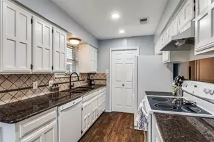 6304 Old Mill Cir, Watauga, TX 76148 - Photo 11