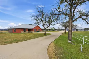 710 Erath St, Meridian, TX 76665 - Photo 1