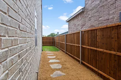 175 McCartt Drive, Lewisville, TX 75067 - Photo 25