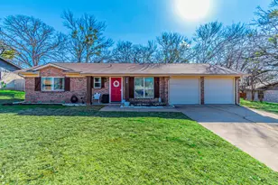 708 N Stewart St, Azle, TX 76020 - Photo 1