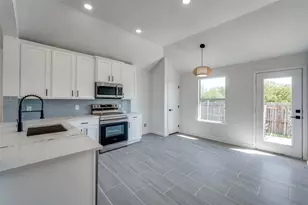 1028 Aviary Dr, Aubrey, TX 76227 - Photo 11