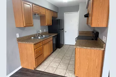 119 Peachtree Court #D, Kennedale, TX 76060 - Photo 3