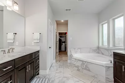 2219 Cochran Street, Irving, TX 75062 - Photo 21