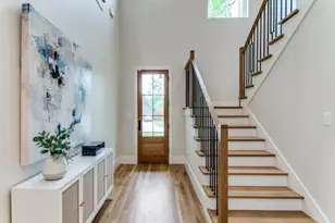 3911 Hawick Ln, Dallas, TX 75220 - Photo 3