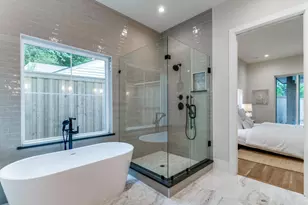 3911 Hawick Ln, Dallas, TX 75220 - Photo 13