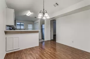 7829 Cardinal Ct, North Richland Hills, TX 76180 - Photo 7