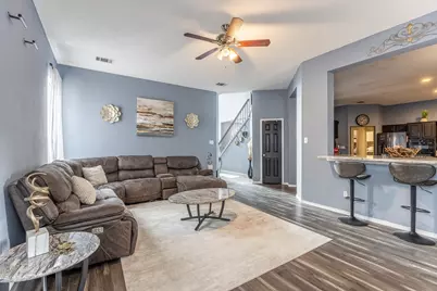 8701 Creekside Drive, Rowlett, TX 75089 - Photo 11