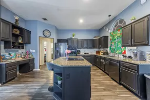 8701 Creekside Dr, Rowlett, TX 75089 - Photo 7