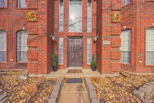 8701 Creekside Dr, Rowlett, TX 75089 - Photo 3