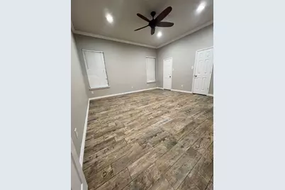 10808 Emerald Park Lane, Fort Worth, TX 76052 - Photo 7