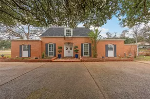 701 Fonville Dr, Marlin, TX 76661 - Photo 1