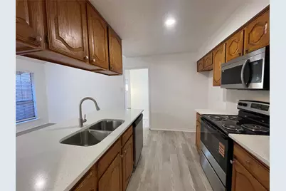 2424 Sherry Street, Arlington, TX 76014 - Photo 5