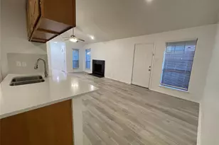 2424 Sherry St, Arlington, TX 76014 - Photo 13