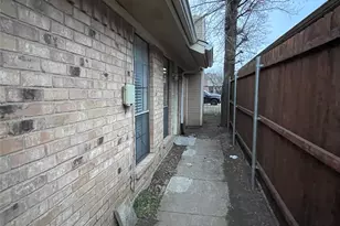 2424 Sherry St, Arlington, TX 76014 - Photo 37