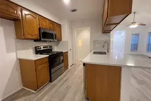 2424 Sherry St, Arlington, TX 76014 - Photo 9