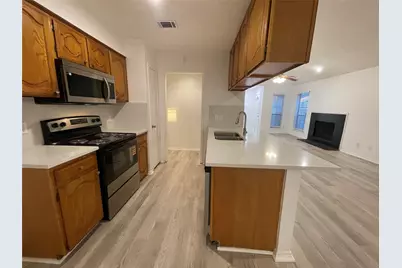 2424 Sherry Street, Arlington, TX 76014 - Photo 11