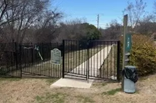 11327 Mounts Run Dr, Dallas, TX 75218 - Photo 39