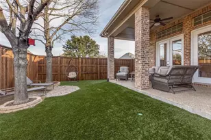 11327 Mounts Run Dr, Dallas, TX 75218 - Photo 29