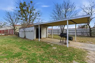1013 Tejas Ln, Stephenville, TX 76401 - Photo 7