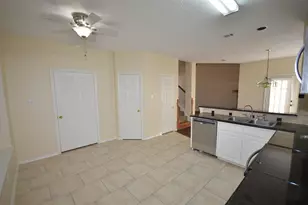 2201 Ashwood Ct, Carrollton, TX 75006 - Photo 11