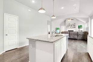 208 Rosemary Dr, Azle, TX 76020 - Photo 5