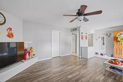 820 Levelland Drive, Arlington, TX 76017 - Photo 9