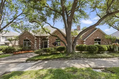 1003 N Wiltshire Drive, Carrollton, TX 75007 - Photo 3