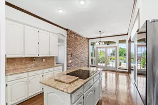 1003 N Wiltshire Dr, Carrollton, TX 75007 - Photo 11