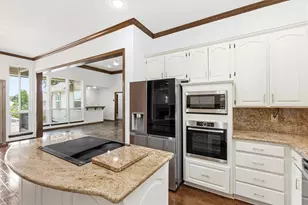 1003 N Wiltshire Dr, Carrollton, TX 75007 - Photo 9