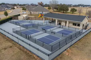 2400 Vineyard Dr, Granbury, TX 76048 - Photo 39